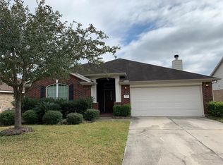 2015 Creek Shore Ln, Pearland, TX 77581