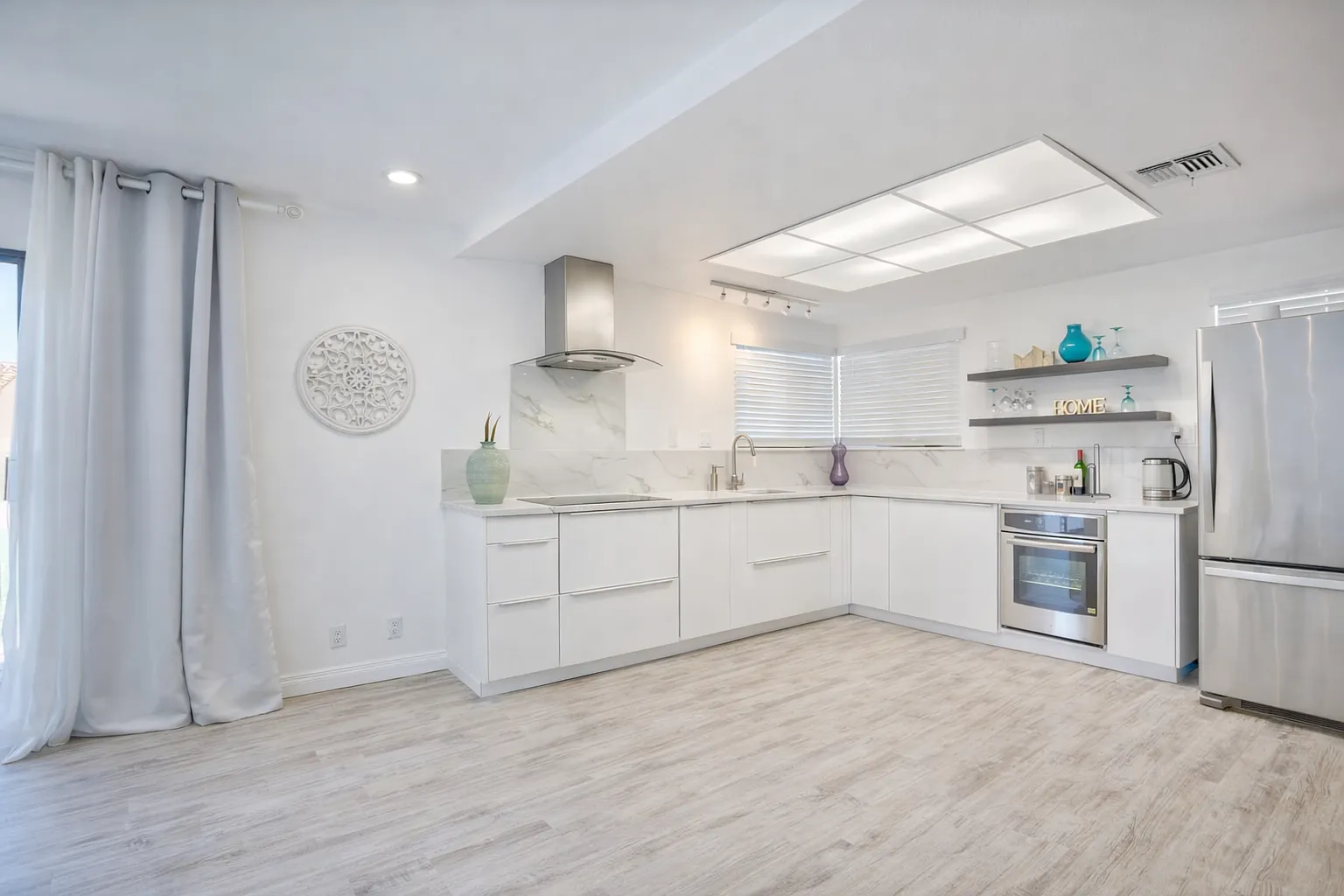 3 bed, $2,875 — Photo 3