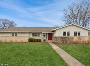 18 Ferndale Rd, Deerfield, IL 60015
