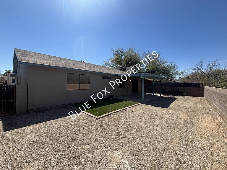 9825 N Camino Vado — Photo 19