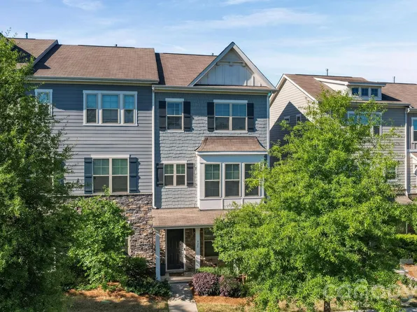 928 Bexton St, Charlotte, NC 28273