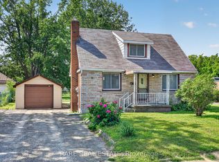 11 Wood St, Barrie, ON L4N 2S9