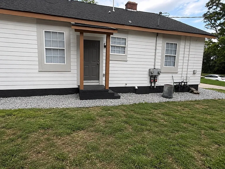 313 W Chappell St — Photo 17