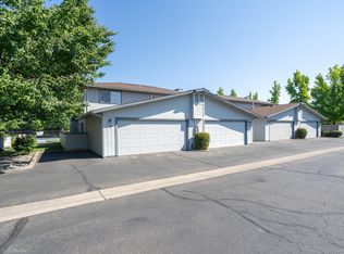 200 Ridgetop Dr APT 19, Redding, CA 96003