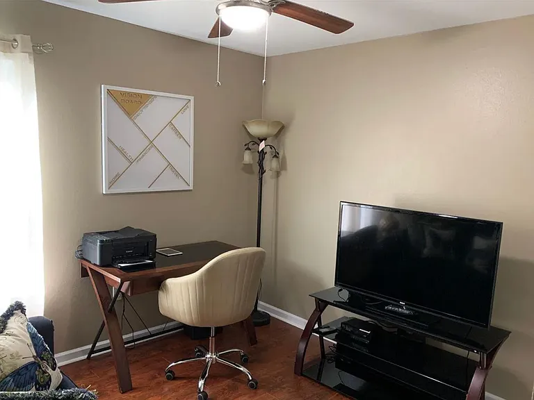 532 Glenway Dr — Photo 23