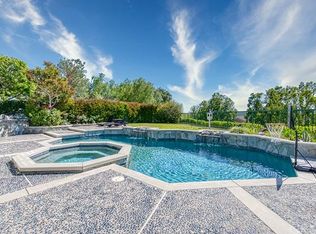 16 Oakmont, Trabuco Canyon, CA 92679