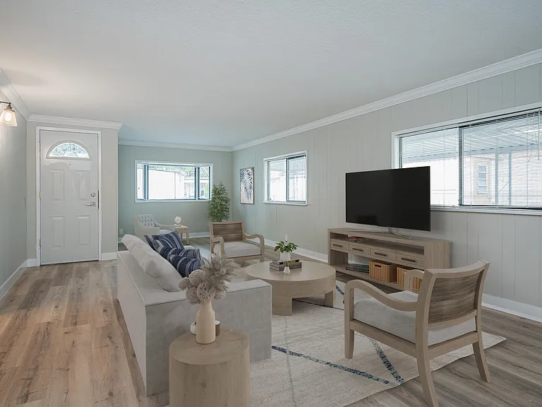 24330 Fraser Hwy #61 — Photo 4