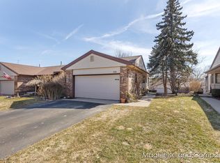 588 Idlewild Ct SW #109, Byron Center, MI 49315