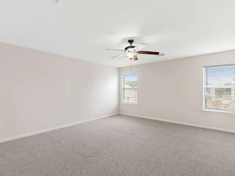 18226 Fair Grange Ln — Photo 21