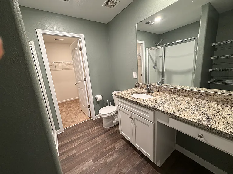 2025 Lanza Dr — Photo 6