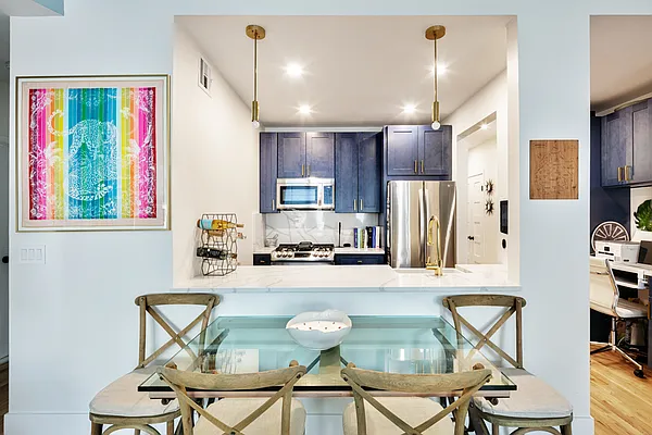 Sold by Compass | media 2