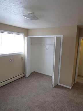 3rd image of 533 W 20th St APT 4