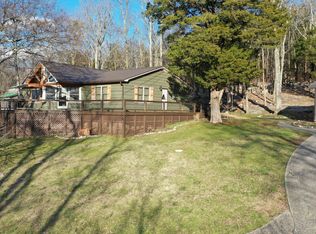 166 Earl George Ln, Huntland, TN 37345