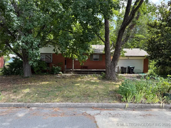 905 Lamer Ave, Tahlequah, OK 74464