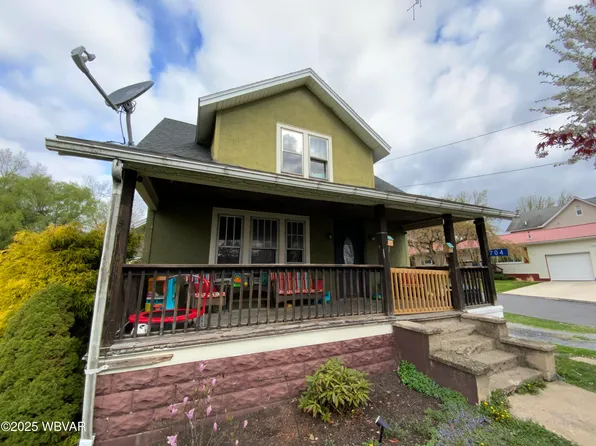 704 Prospect Ave, Lock Haven, PA 17745