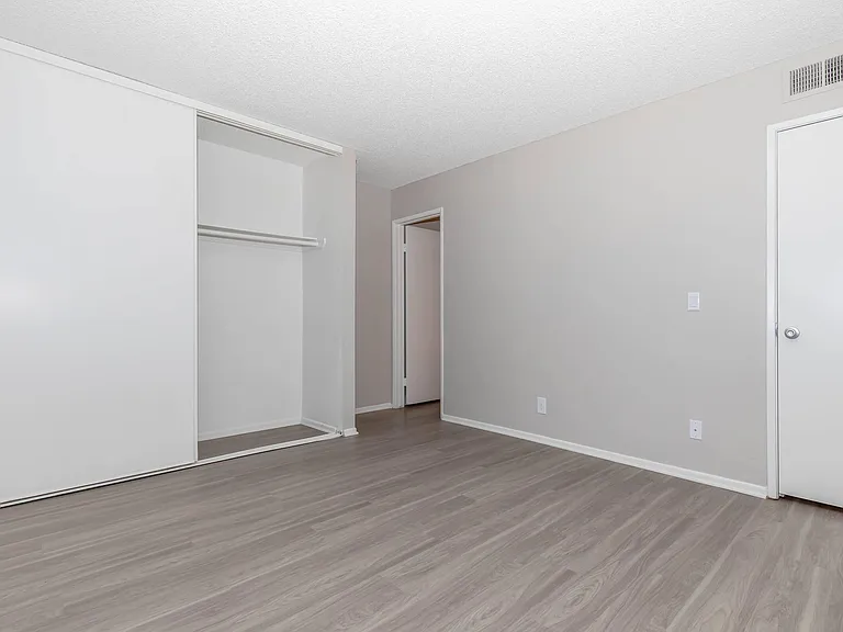Sienna Heights — Photo 37