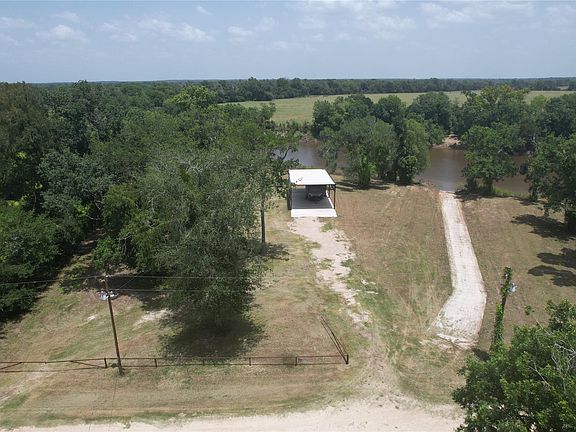 4th image of 17673 River Rd