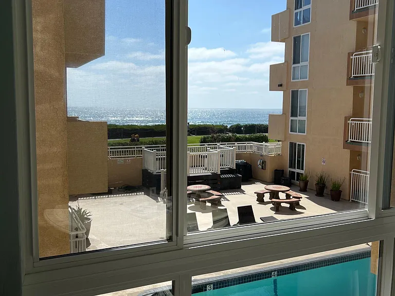 4627 Ocean Blvd #220 — Photo 55