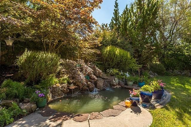 1st image of 7137 Stagecoach Cir