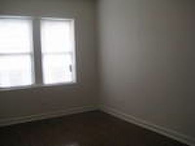 3rd image of 1320 S Karlov Ave APT 2