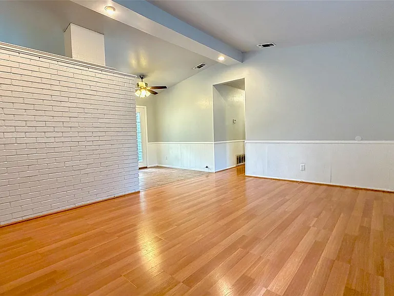 5213 Halmark Dr — Photo 4
