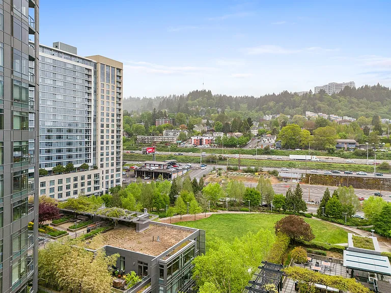 Modern New Construction - Minutes From Downtown Pdx & Ohsu — Photo 20