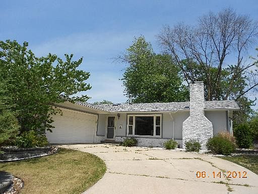 1st image of 15245 S Las Flores Ln