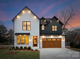 1641 Longfellow St, Charlotte, NC 28205