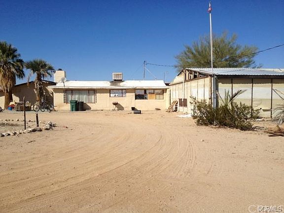 2nd image of 75611 Mesa Dr