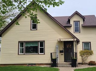 210 Center St, Manning, IA 51455