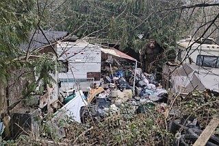 4th image of 611 E Daniels Road