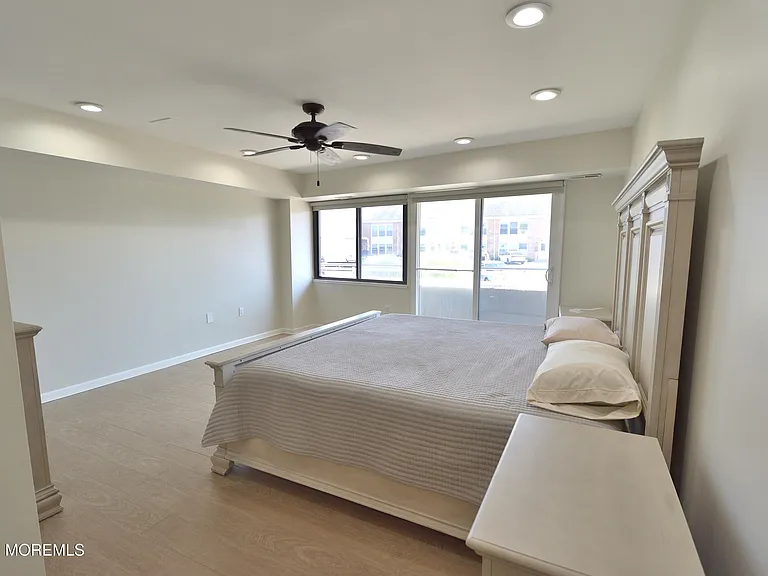 525 Ocean Blvd #106 — Photo 21