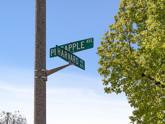 3rd image of 800 Harvard Ave