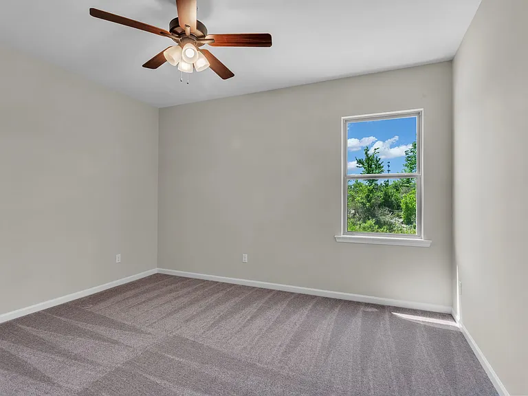 17441 Berkshire Dr — Photo 5