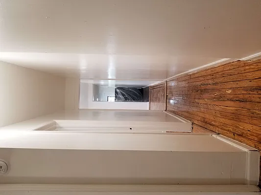 Rented by BRICK & GALO REALTY CORP | media 29