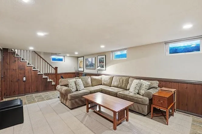 1812 N Hancock St — Photo 21
