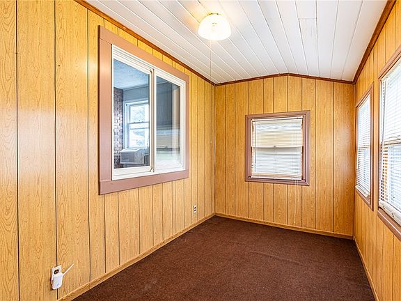 4th image of 176 Glenbrook Rd