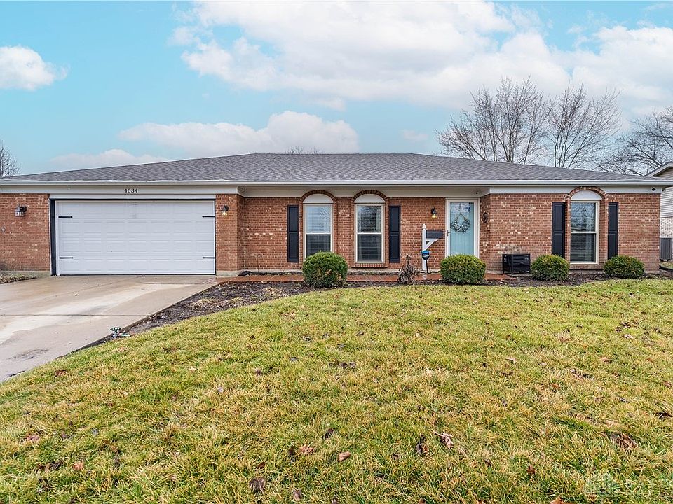 1st image of 4034 Woodridge Dr