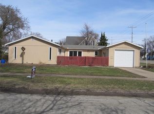 1131 Ardmore Ave, Erie, PA 16505