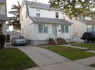 9010 218th St, Jamaica, NY 11428