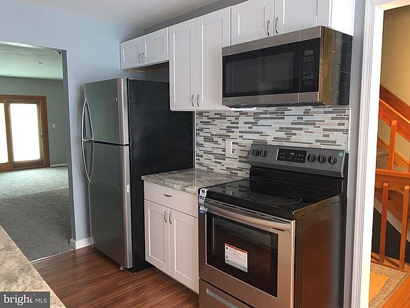 5th image of 619 Lafayette Blvd