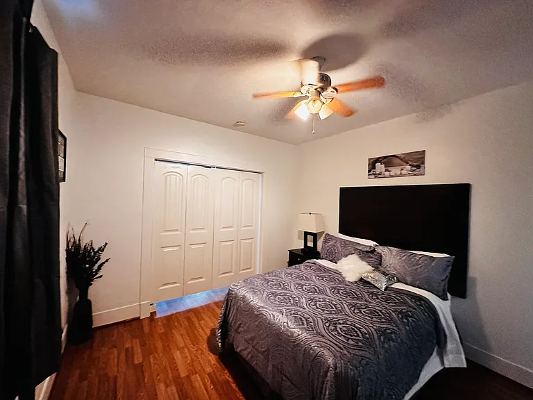 8610 Belfast St — Photo 5