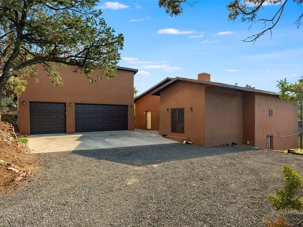 11 Paseo Del Pinon, Santa Fe, NM 87508