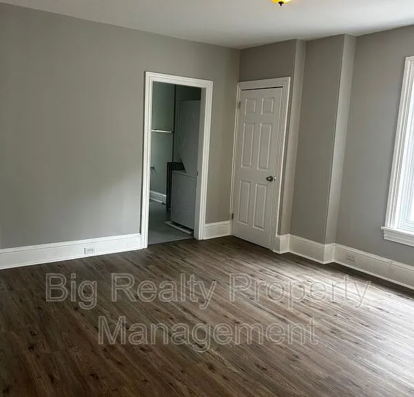 262 Beech St #2 — Photo 5