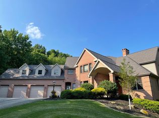 2765 W Bardonner Rd, Gibsonia, PA 15044