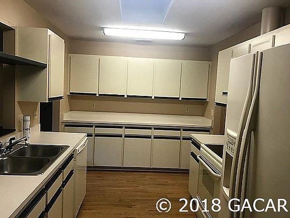 5th image of 13817 NW 112th Ave