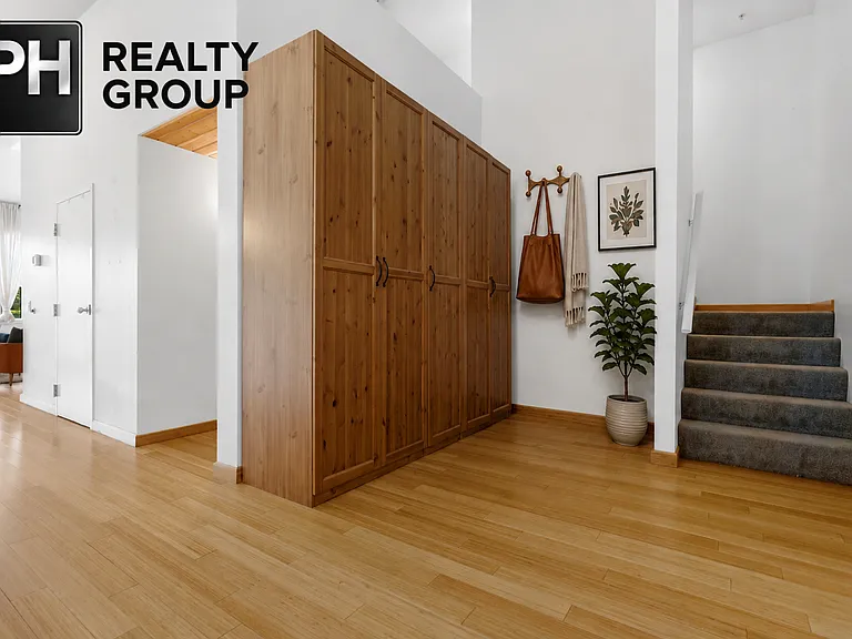 290 Pleasant St #213 — Photo 12