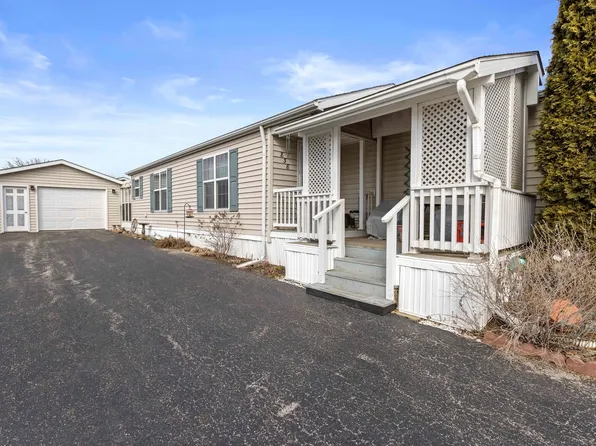 838 Cayuga Trl, Marengo, IL 60152