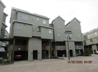 365 Pirates Landing Dr #E-30, Carrabelle, FL 32322