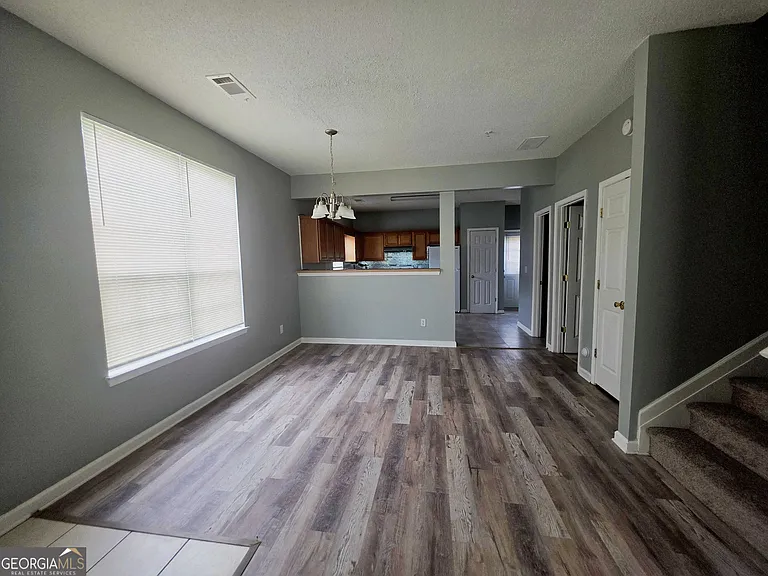 132 Hawkeye Ln — Photo 2